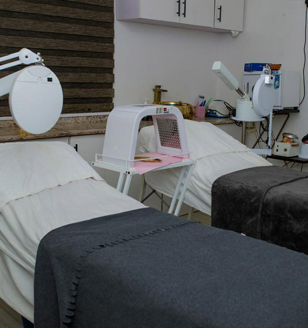 Portrait of smiling young woman bathing and taking care of her b